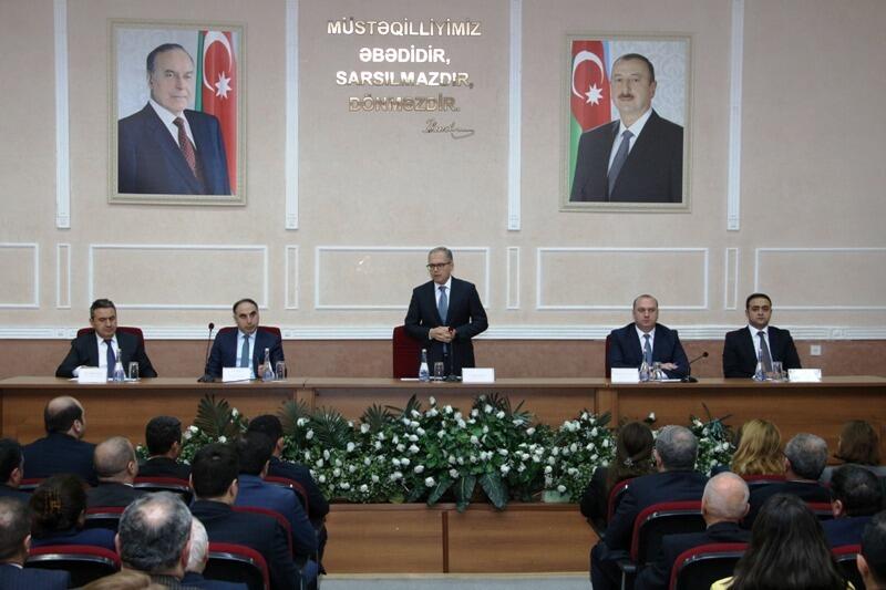 Paytaxt rayonlarında qarlı havalara hazırlıqla bağlı müşavirələr başa çatdı