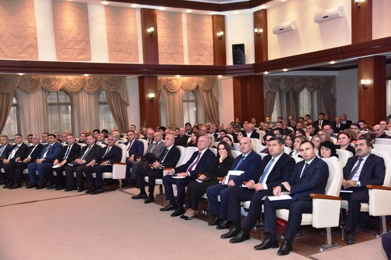 Paytaxt rayonlarında qarlı havalara hazırlıqla bağlı müşavirələr başa çatdı