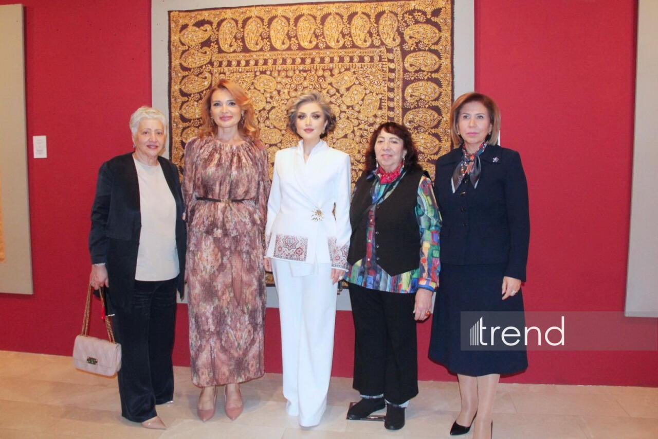 Азербайджанский музей ковра и Гюльнара Халилова представили "Новую историю кялагаи"