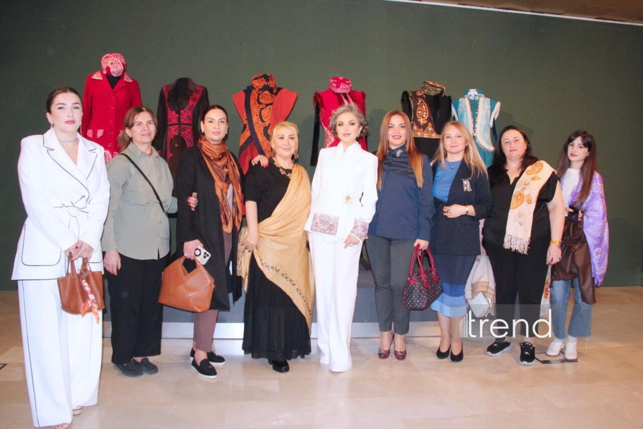 Азербайджанский музей ковра и Гюльнара Халилова представили "Новую историю кялагаи"