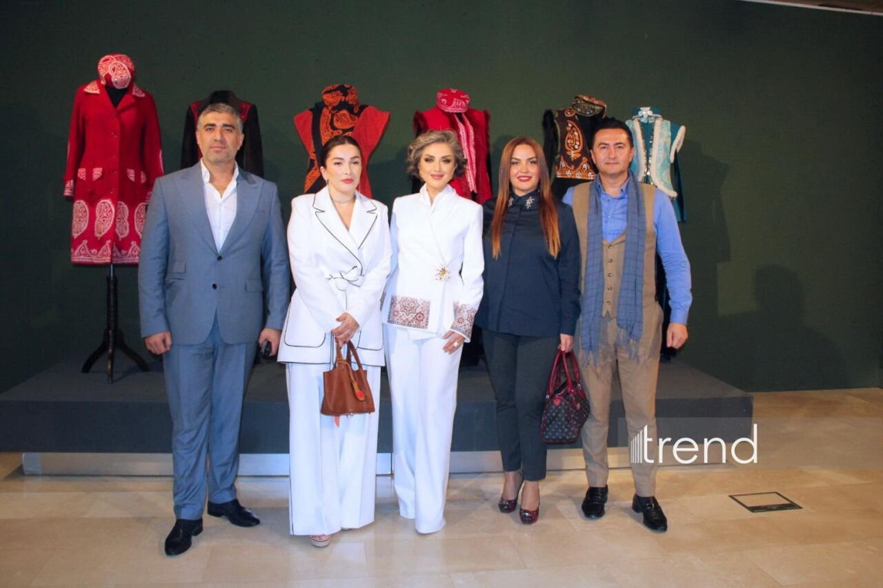 Азербайджанский музей ковра и Гюльнара Халилова представили "Новую историю кялагаи"