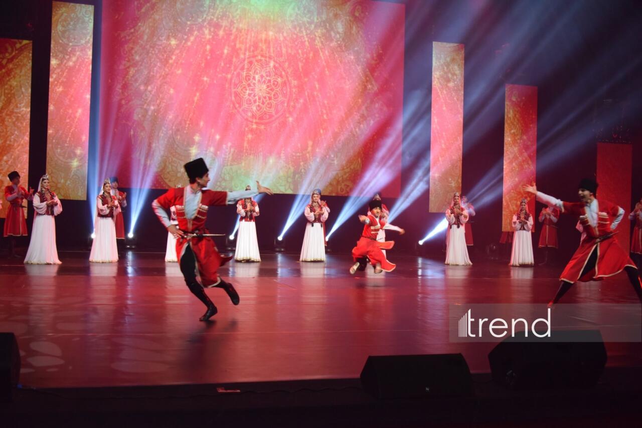 Феерический юбилей Тараны Мурадовой во Дворце Гейдара Алиева