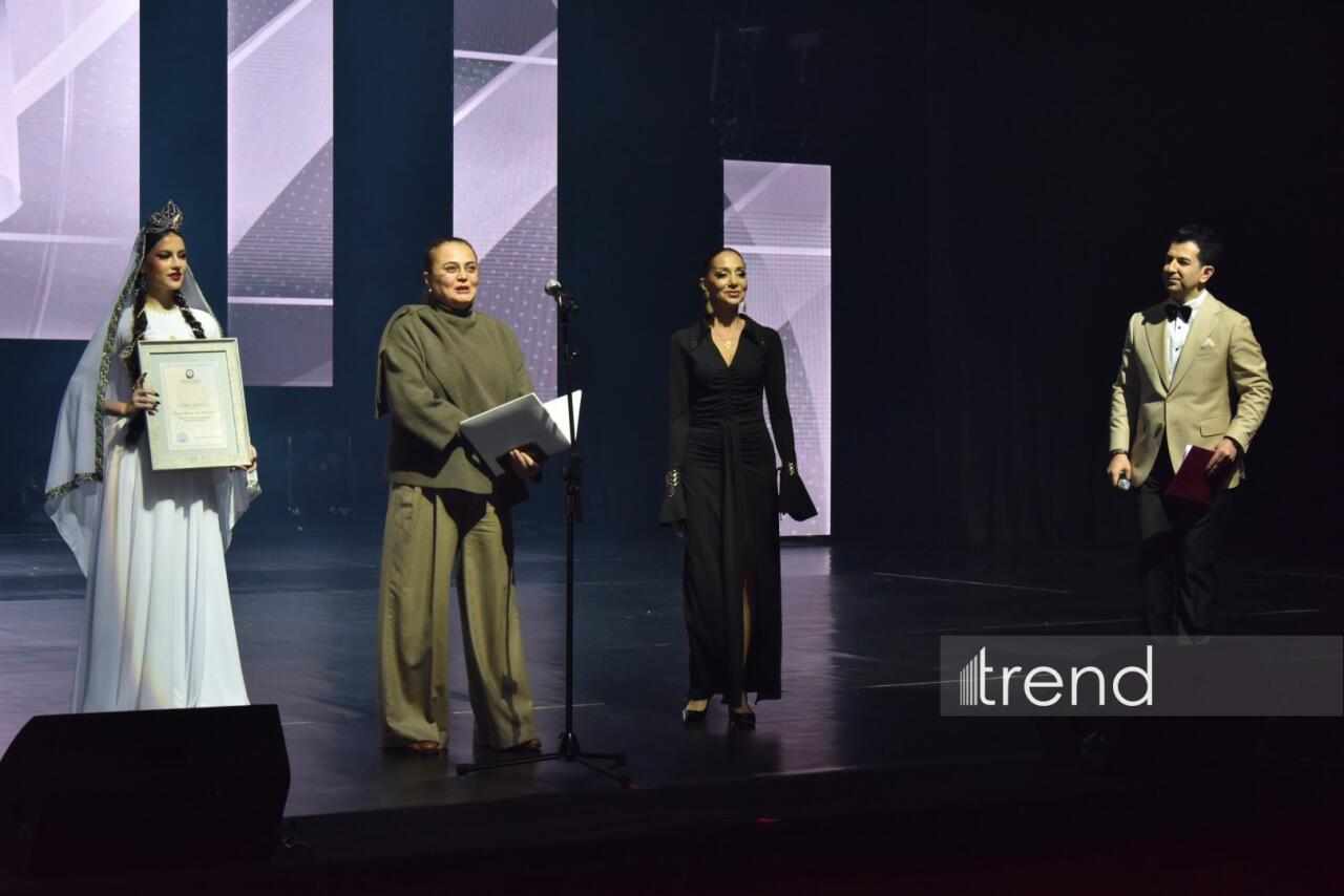 Феерический юбилей Тараны Мурадовой во Дворце Гейдара Алиева