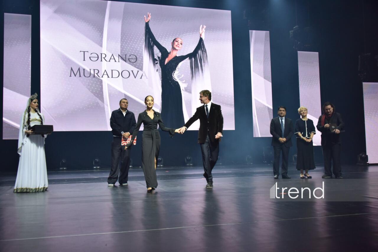 Феерический юбилей Тараны Мурадовой во Дворце Гейдара Алиева