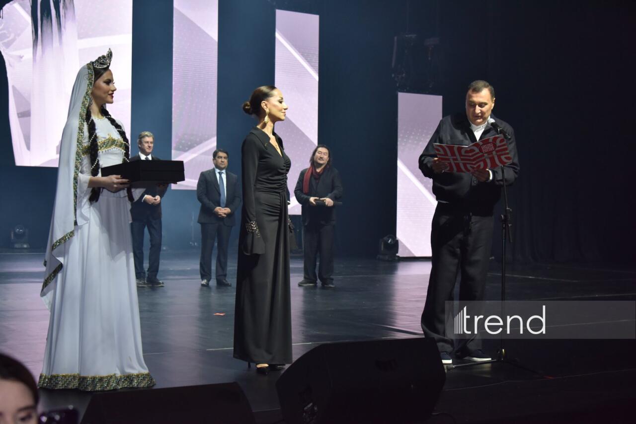 Феерический юбилей Тараны Мурадовой во Дворце Гейдара Алиева