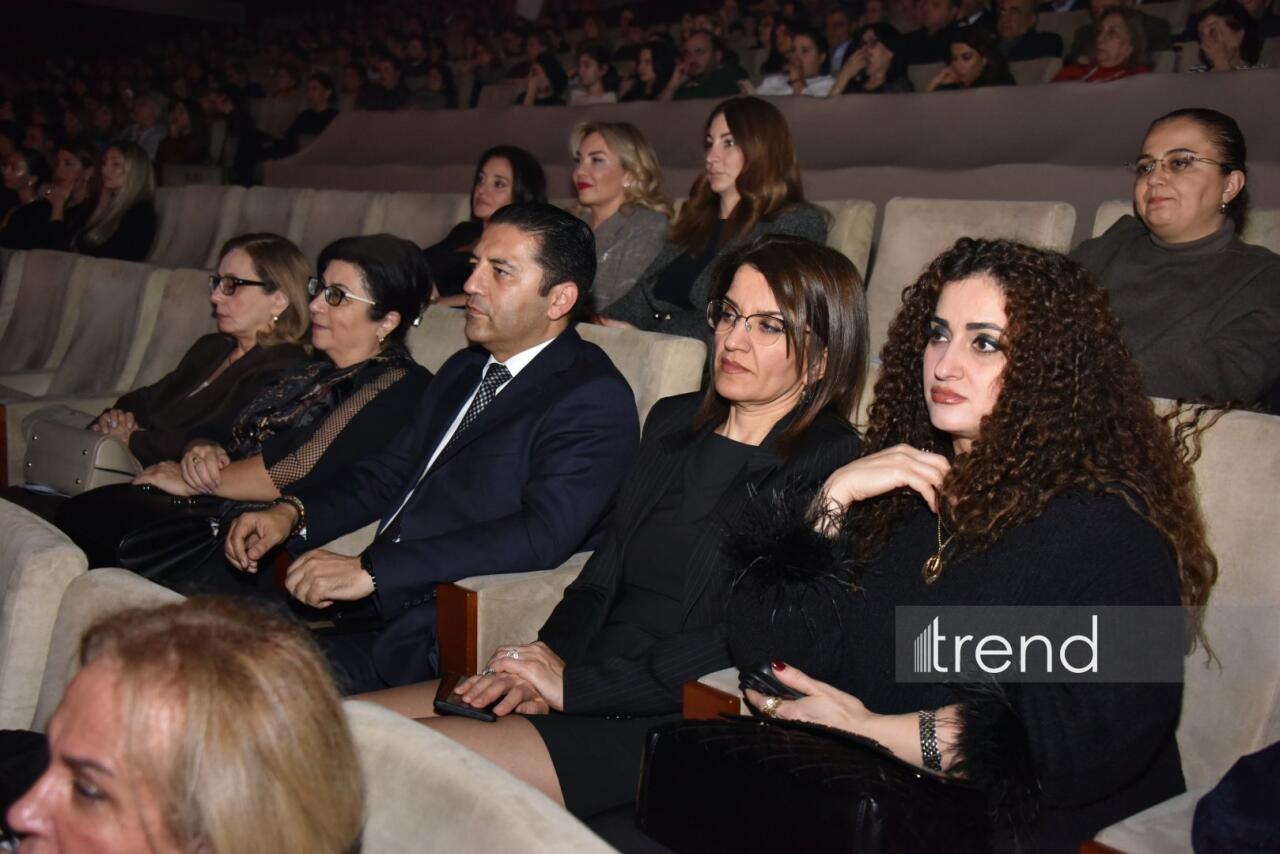 Феерический юбилей Тараны Мурадовой во Дворце Гейдара Алиева