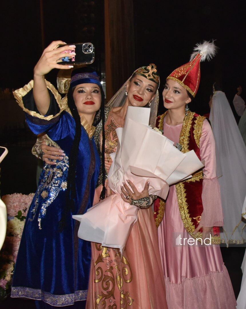 Феерический юбилей Тараны Мурадовой во Дворце Гейдара Алиева