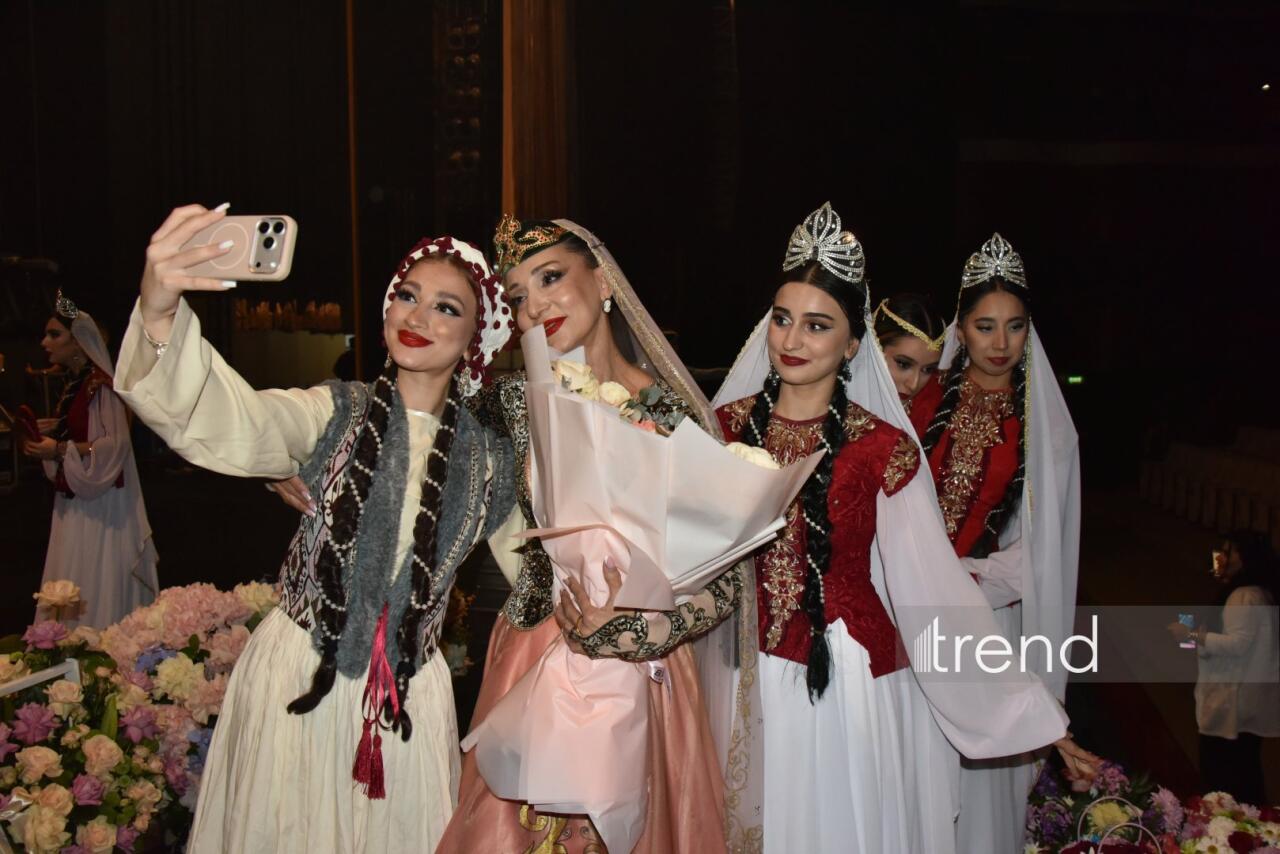 Феерический юбилей Тараны Мурадовой во Дворце Гейдара Алиева