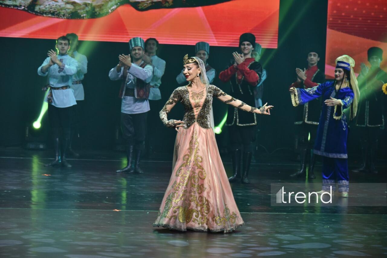 Феерический юбилей Тараны Мурадовой во Дворце Гейдара Алиева