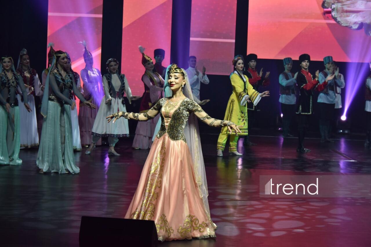 Феерический юбилей Тараны Мурадовой во Дворце Гейдара Алиева