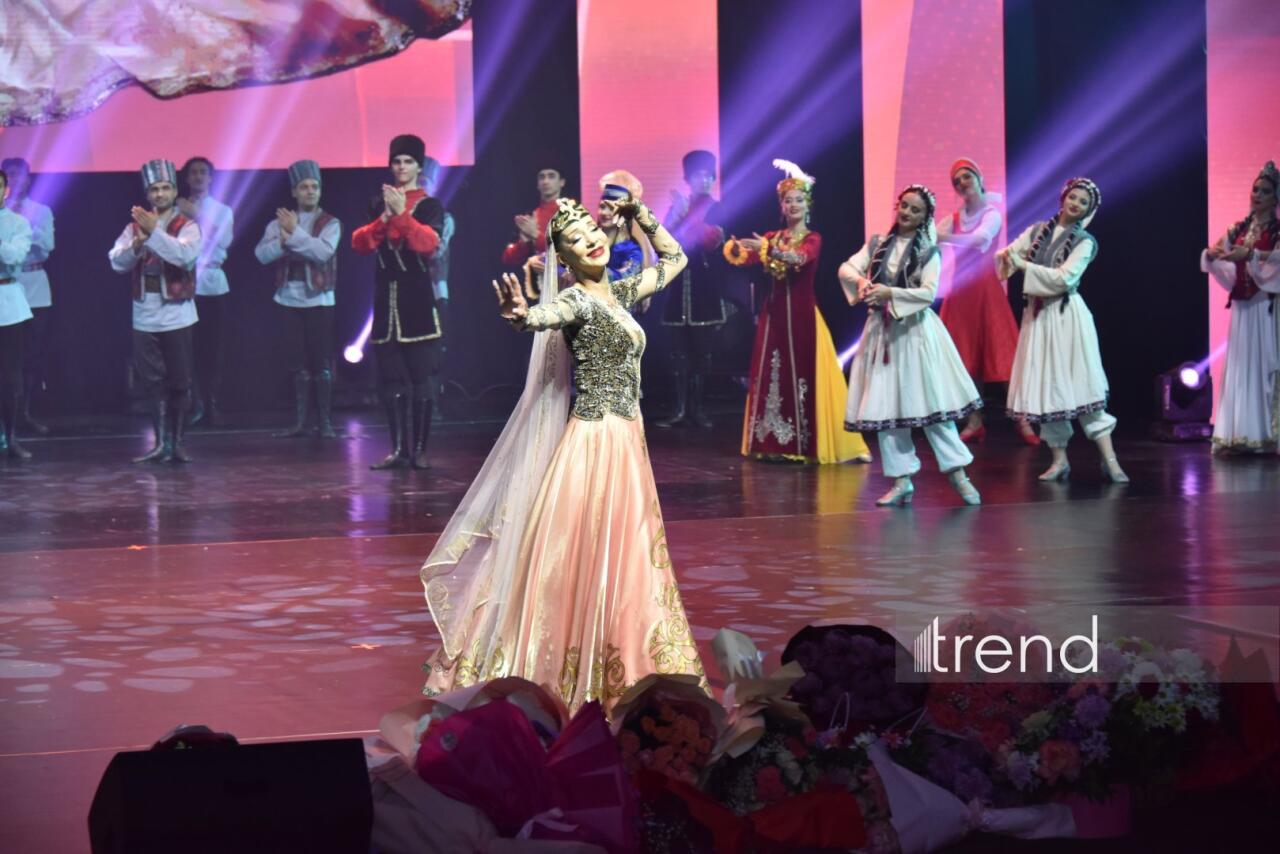 Феерический юбилей Тараны Мурадовой во Дворце Гейдара Алиева