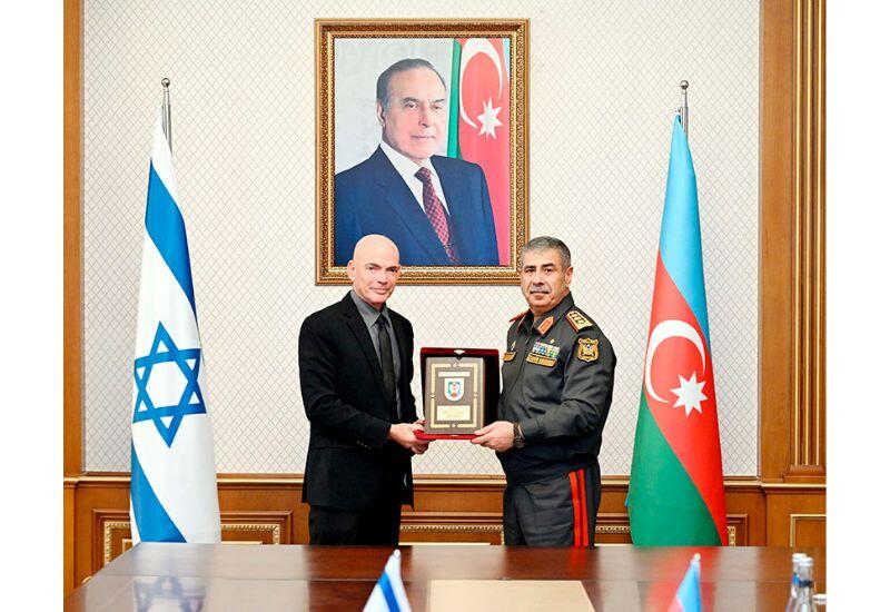 Закир Гасанов обсудил с израильской делегацией военно-техническое сотрудничество