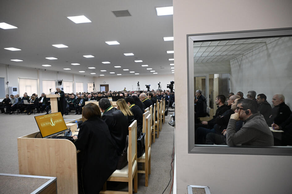 Ermənistan vətəndaşlarının məhkəməsində 6 təqsirləndirilən şəxsin vəkili müdafiə çıxışı edib