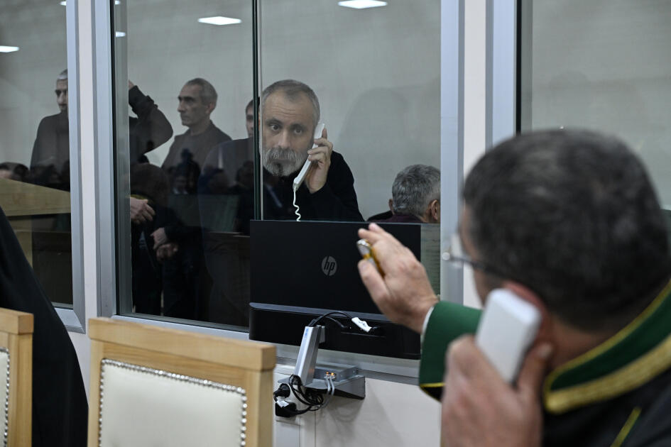 Ermənistan vətəndaşlarının məhkəməsində 6 təqsirləndirilən şəxsin vəkili müdafiə çıxışı edib