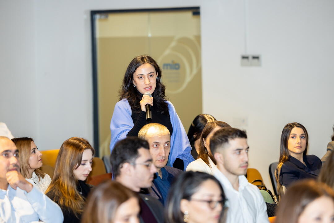 “mygov”un təqdim etdiyi xidmətlərin insan resursları proseslərində tətbiqi müzakirə edildi