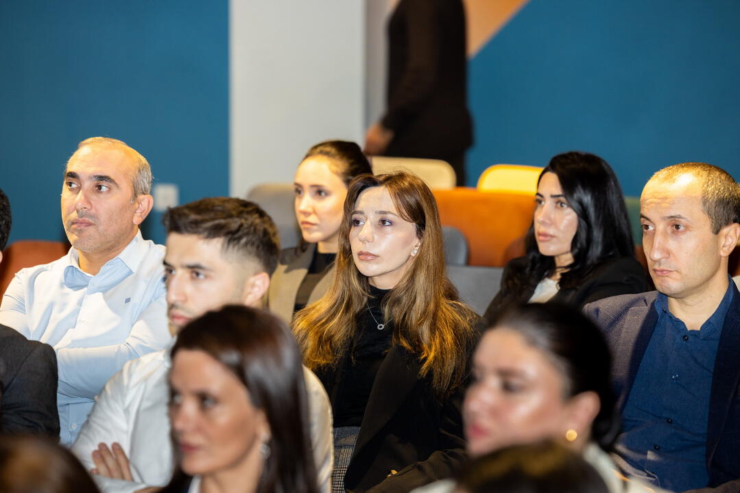 “mygov”un təqdim etdiyi xidmətlərin insan resursları proseslərində tətbiqi müzakirə edildi