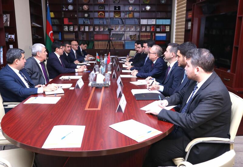 İki qardaş ölkənin diaspor qurumları müzakirələr aparıb