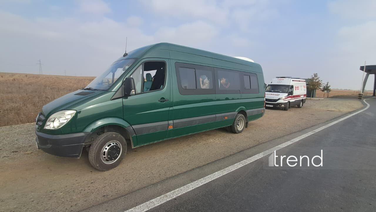 В поселок Гырмызы Базар отправилась очередная группа бывших вынужденных переселенцев