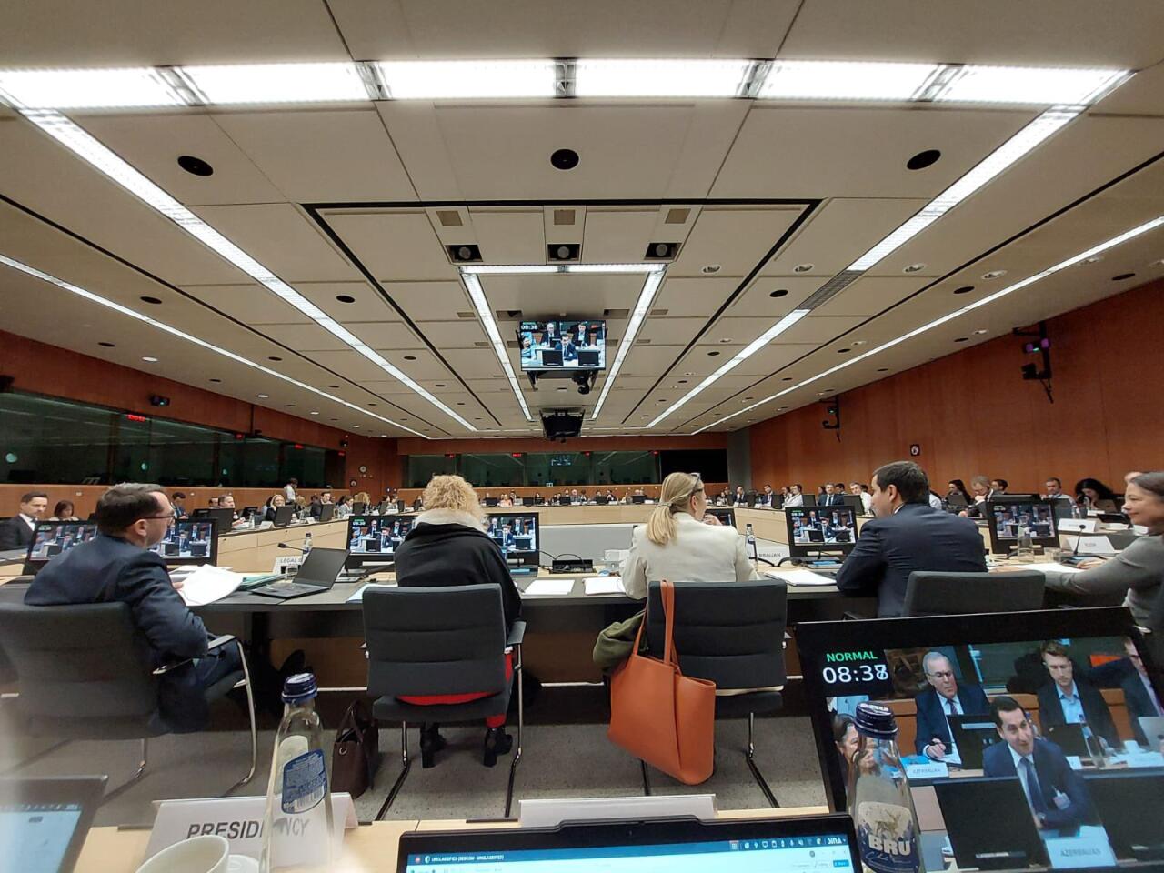 Хикмет Гаджиев провел встречу с Комитетом ЕС по политике и безопасности