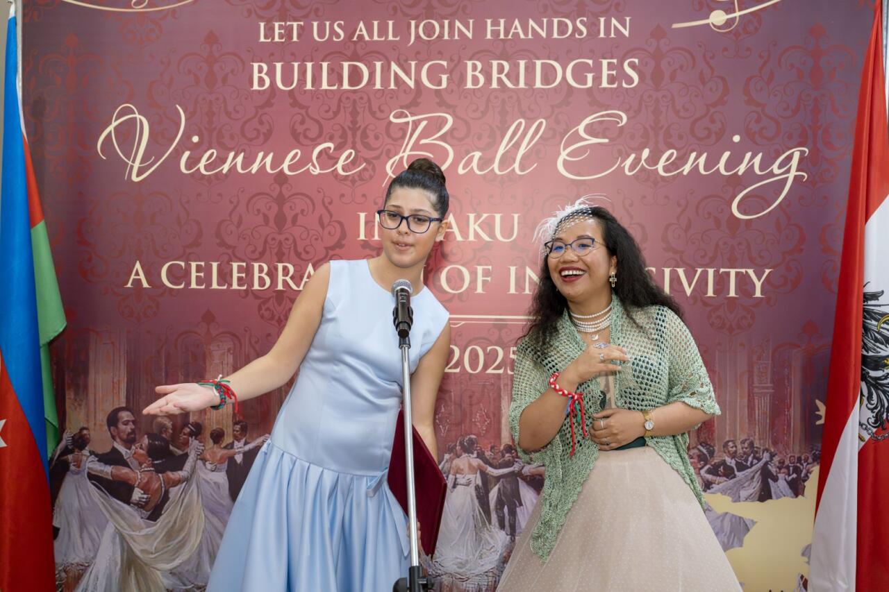В Баку состоялся изысканный Венский бал