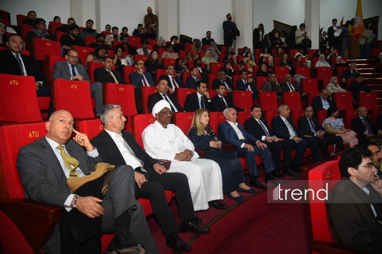 В Азербайджанском медицинском университете прошел Межкультурный студенческий фестиваль с участием более 20 стран