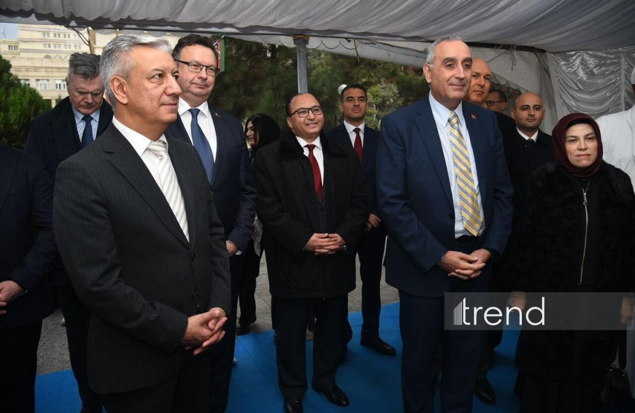 В Азербайджанском медицинском университете прошел Межкультурный студенческий фестиваль с участием более 20 стран