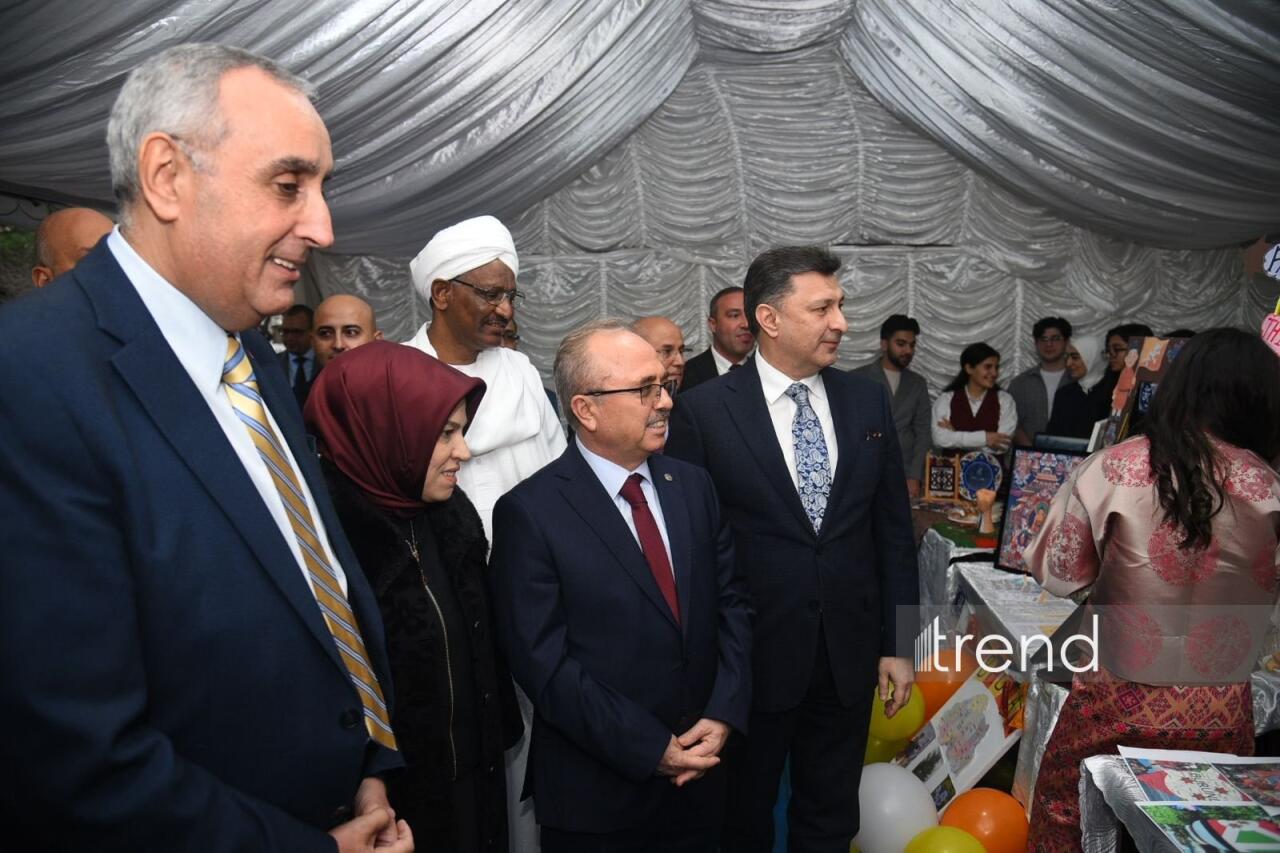 В Азербайджанском медицинском университете прошел Межкультурный студенческий фестиваль с участием более 20 стран