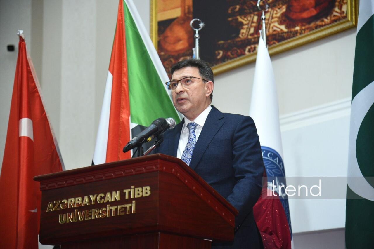 В Азербайджанском медицинском университете прошел Межкультурный студенческий фестиваль с участием более 20 стран