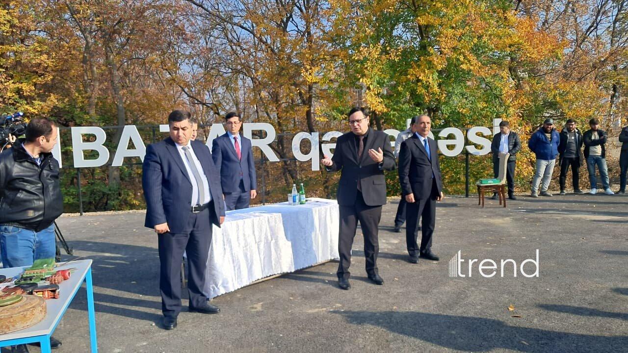 Xocavəndin Qırmızı Bazar qəsəbəsinə növbəti köç olub