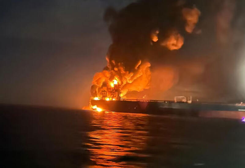 Судно, подвергшееся атаке морских дронов в Чёрном море, будет доставлено в Турцию