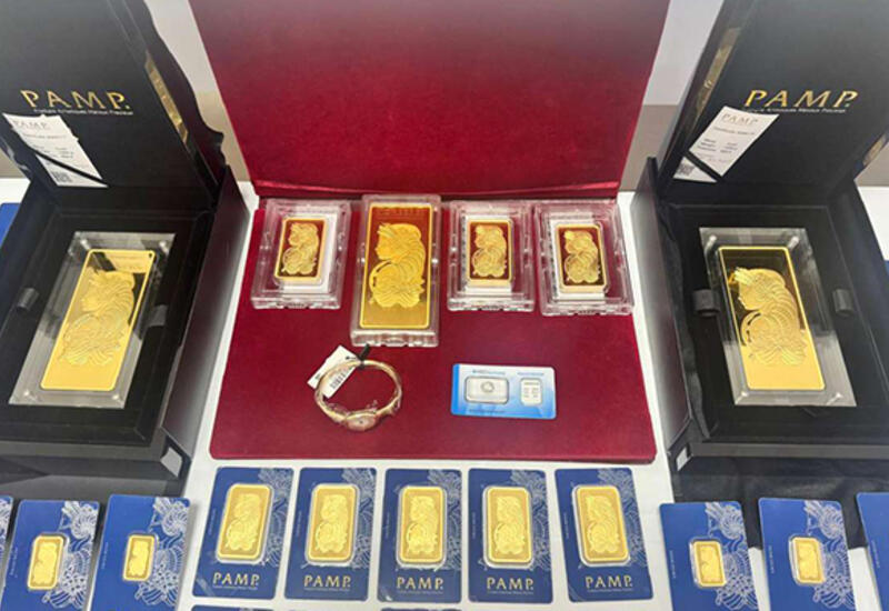 İstanbuldan Bakıya 2 milyonluq qızıl-brilyant keçirmək istədilər