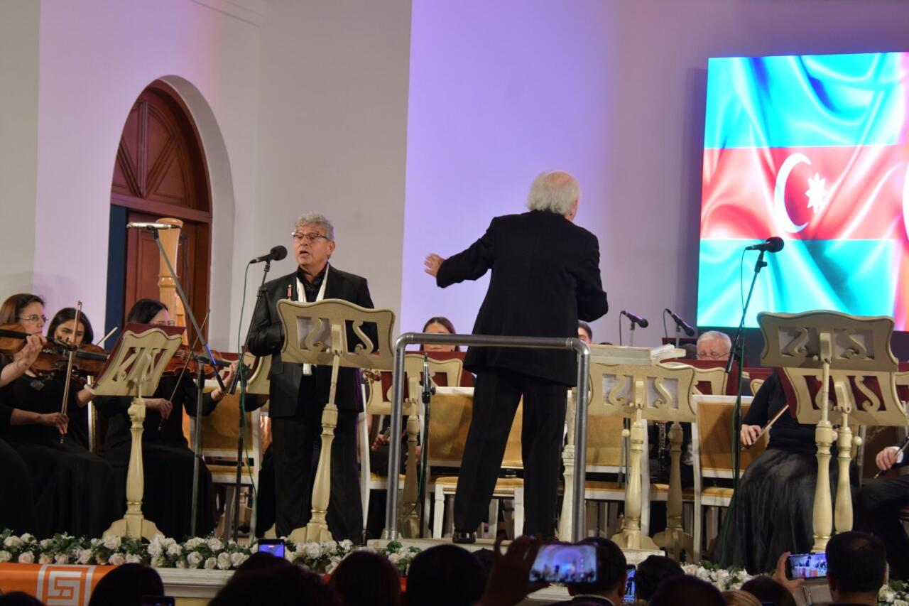 Деятели культуры Азербайджана и Турции представили грандиозный концерт