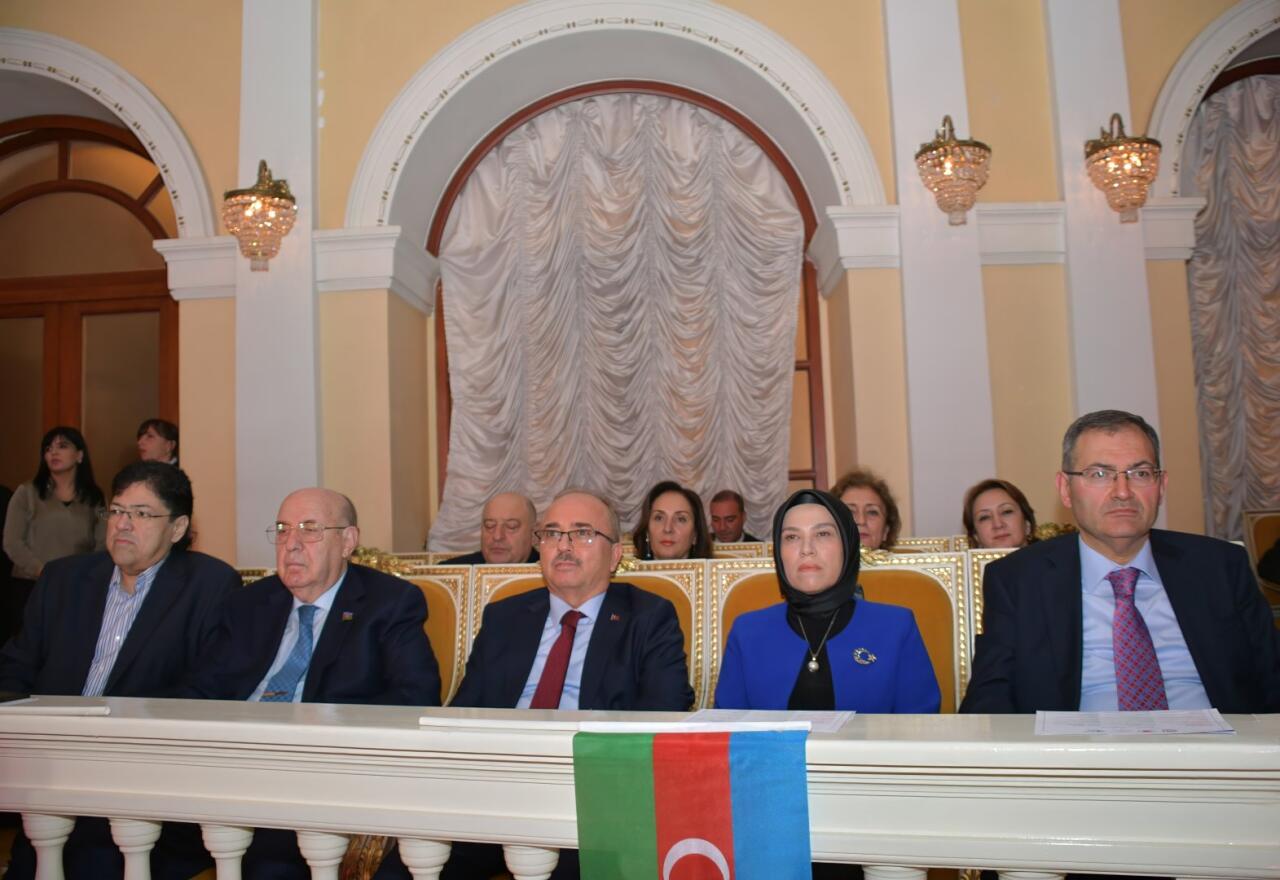 Деятели культуры Азербайджана и Турции представили грандиозный концерт