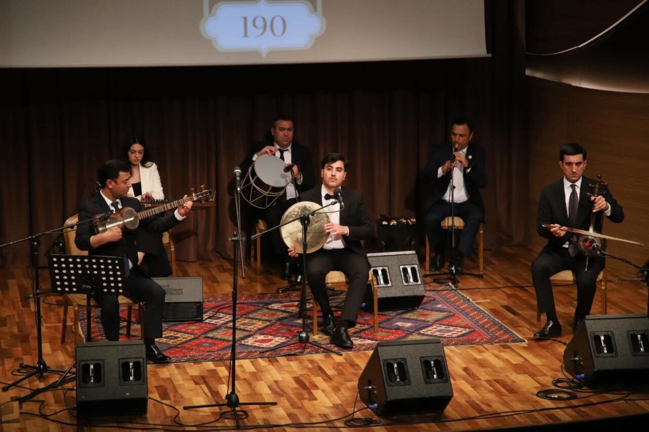 В Баку прошел литературно-художественный вечер, посвящённый 190-летию Сеида Азима Ширвани