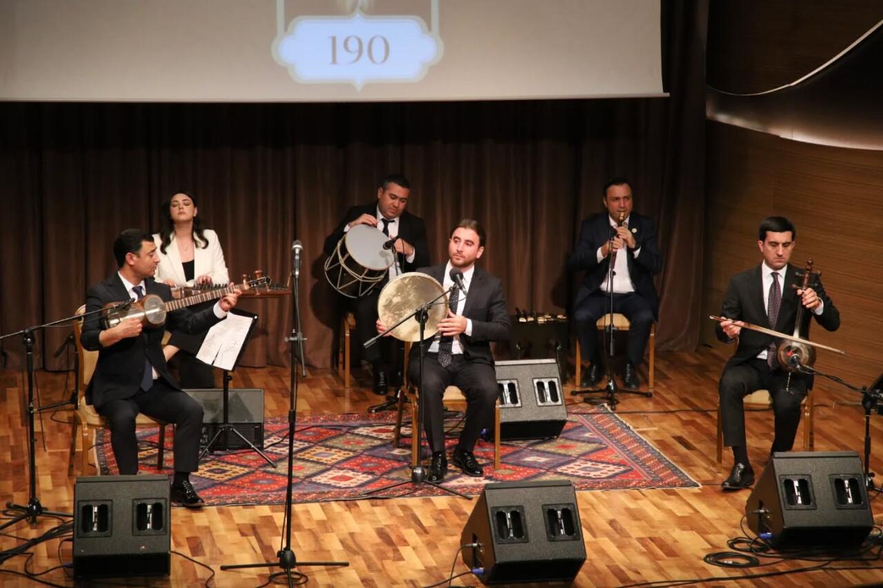 В Баку прошел литературно-художественный вечер, посвящённый 190-летию Сеида Азима Ширвани