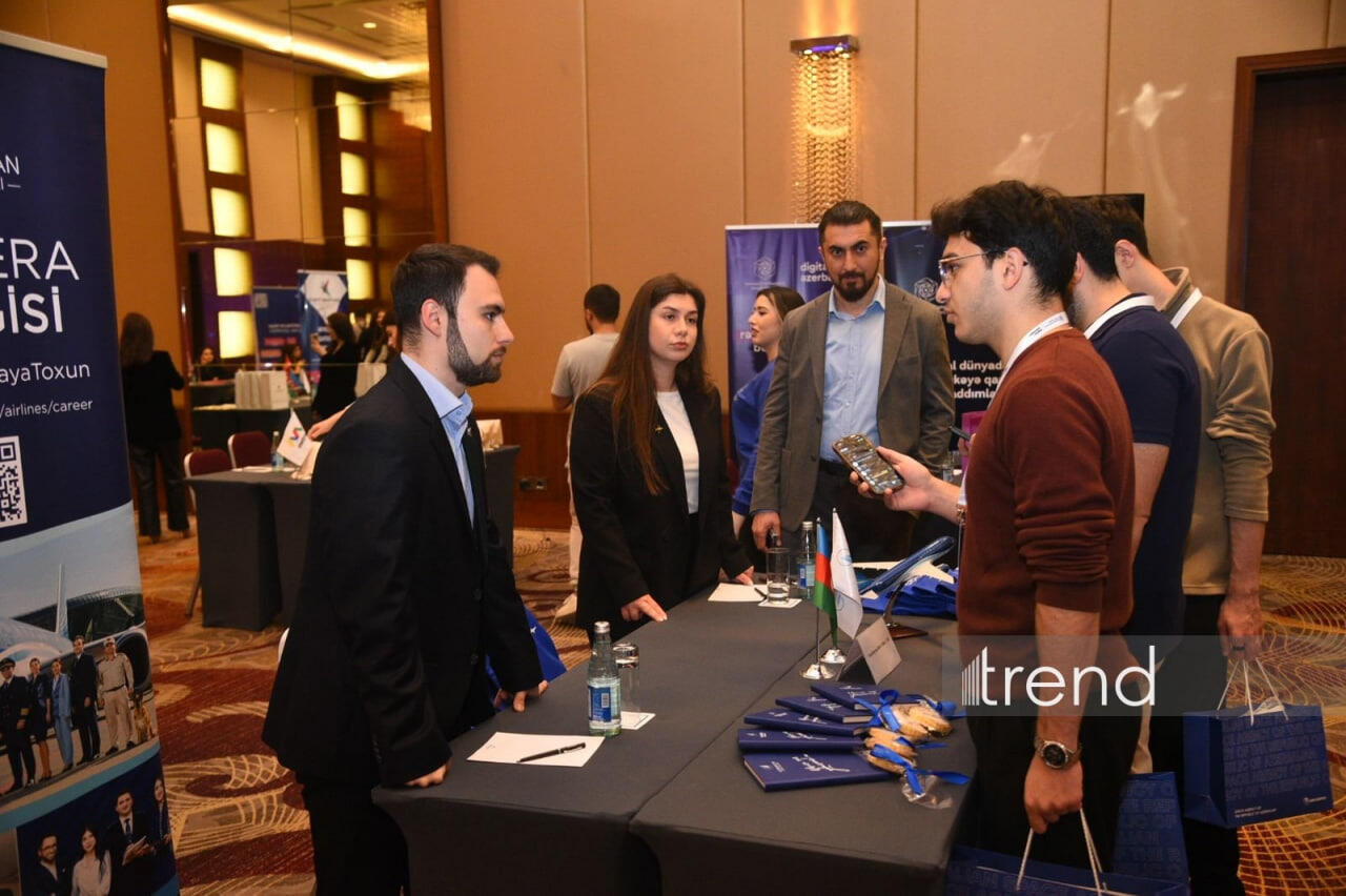İRİA-nın təşkilatçılğı ilə “İKT Karyera Sərgisi” keçirilib