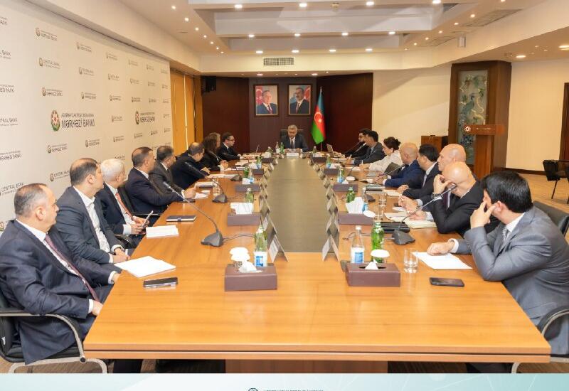В Азербайджане обсудили меры по укреплению НБКО и расширению их деятельности