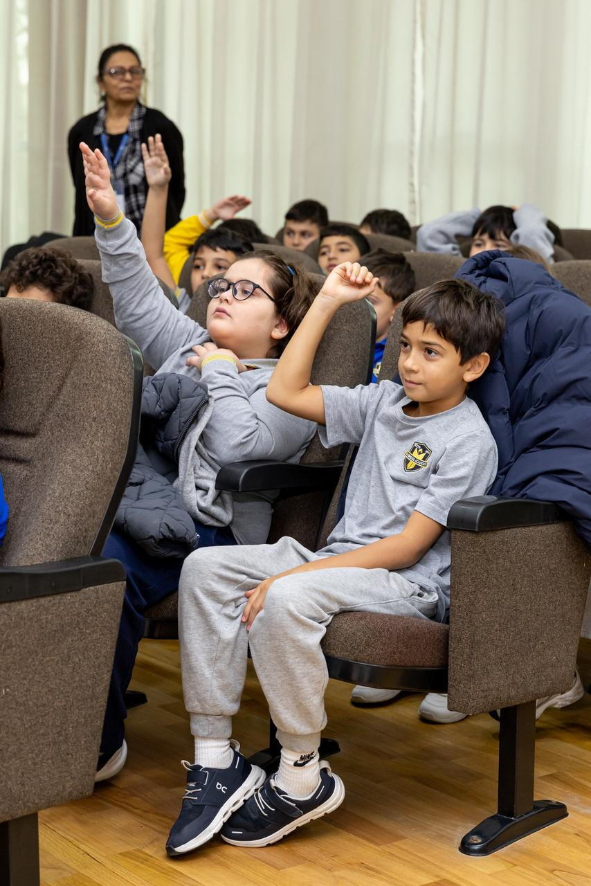 IDEA организовало экскурсию для школьников в Инновационный центр Экопарк