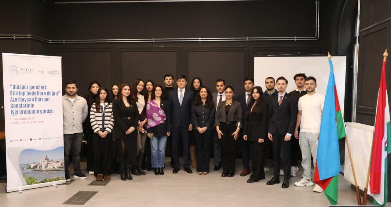 Budapeştdə diaspor gənclərinin toplantısı keçirilib