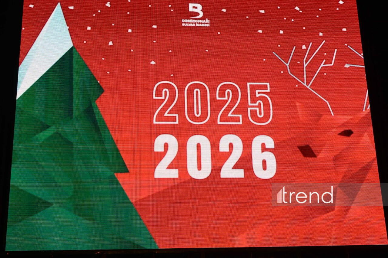 Bakı bulvarında Yeni il yarmarkasına xüsusi hazırlıq görüb, buz meydançası yaradılıb