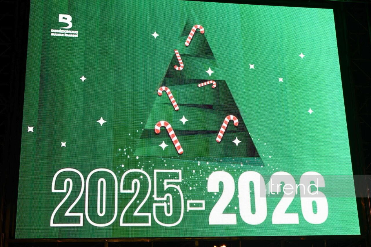 Bakı bulvarında Yeni il yarmarkasına xüsusi hazırlıq görüb, buz meydançası yaradılıb