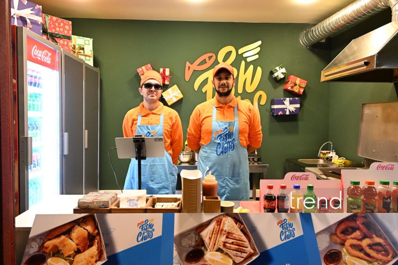 Bakı bulvarında Yeni il yarmarkasına xüsusi hazırlıq görüb, buz meydançası yaradılıb