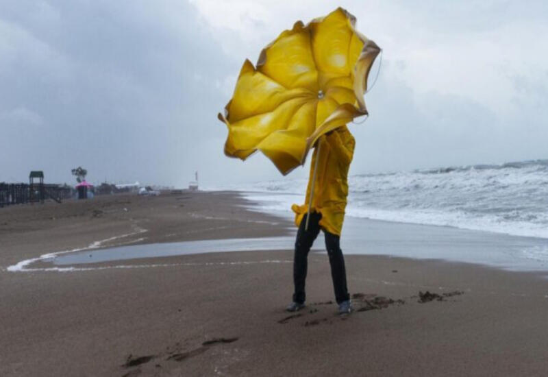 Баку и Абшерон ждет сильный ветер