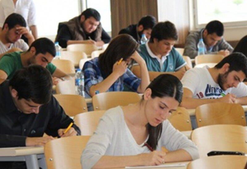 Меняется ли время проведения вступительных и выпускных экзаменов?