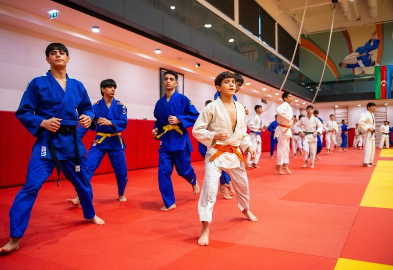 В Баку стартовал тренировочный сбор юных дзюдоистов