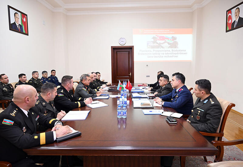 В Баку проходит заседание азербайджано-турецкого военного диалога высокого уровня