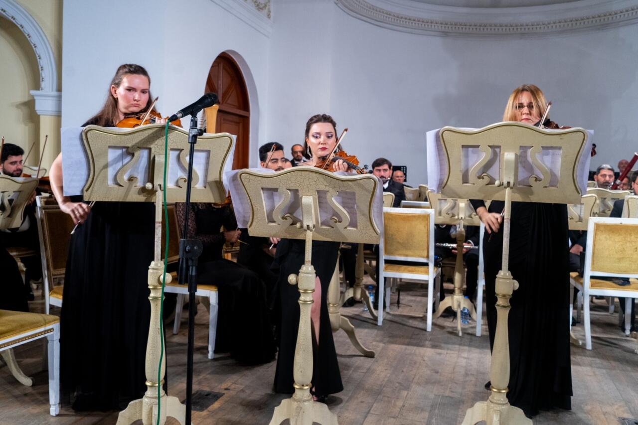 Где время замерло и растворилось в шквале чувств - так началась зима в Баку