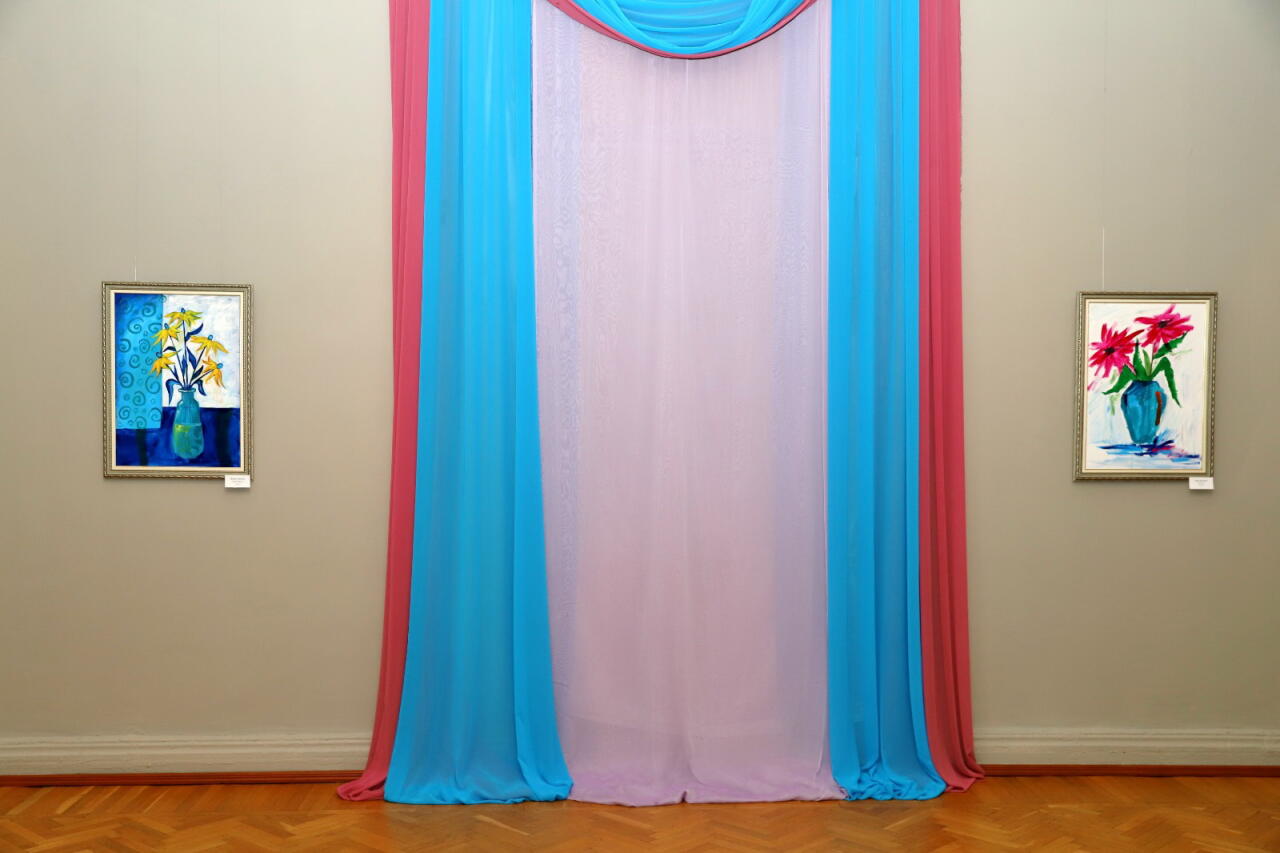 В Баку открылась экспозиция "Палитра любви" к Международному дню инвалидов