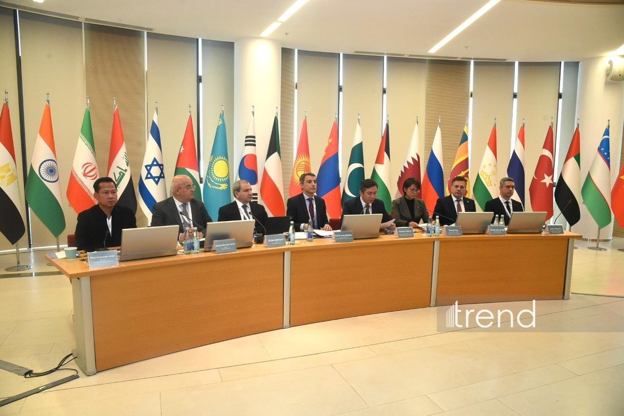 В Баку проходит международная конференция на тему "Роль университетов в сфере "зеленой" энергии и устойчивости"