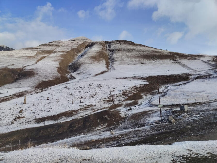 В Хыналыге и Грызе выпал снег